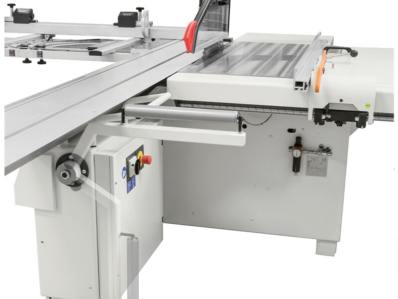scm-linvincible-six-sliding-table-panel-saw-3